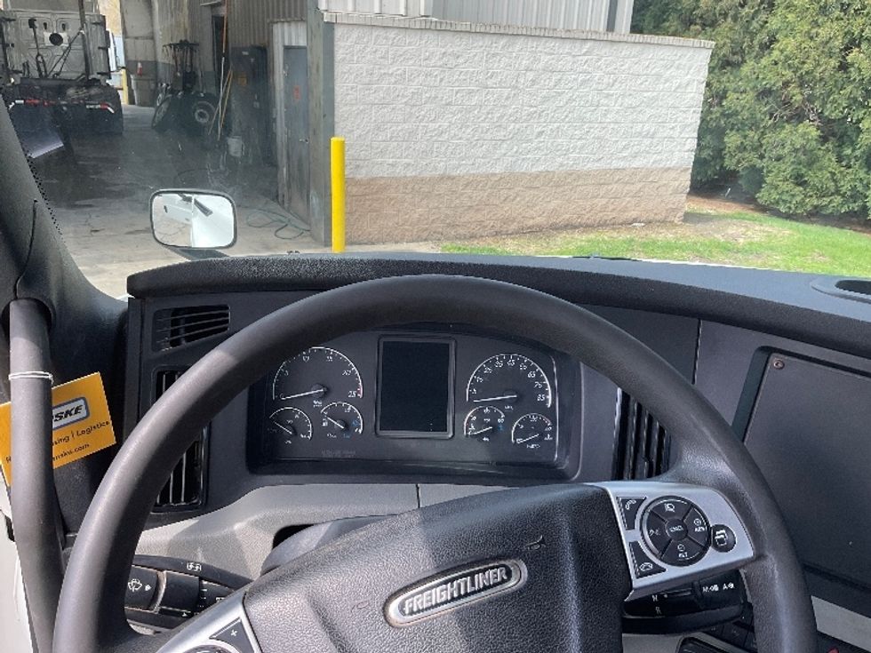 Day Cab Tractor-Heavy Duty Tractors-Freightliner-2021-T12664ST-La Porte-IN-366,068\n\t\tmiles-$ 57,500 - Image 11