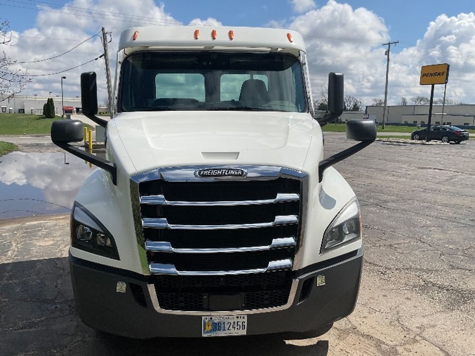 Day Cab Tractor-Heavy Duty Tractors-Freightliner-2021-T12664ST-La Porte-IN-366,068\n\t\tmiles-$ 57,500 - Image 2