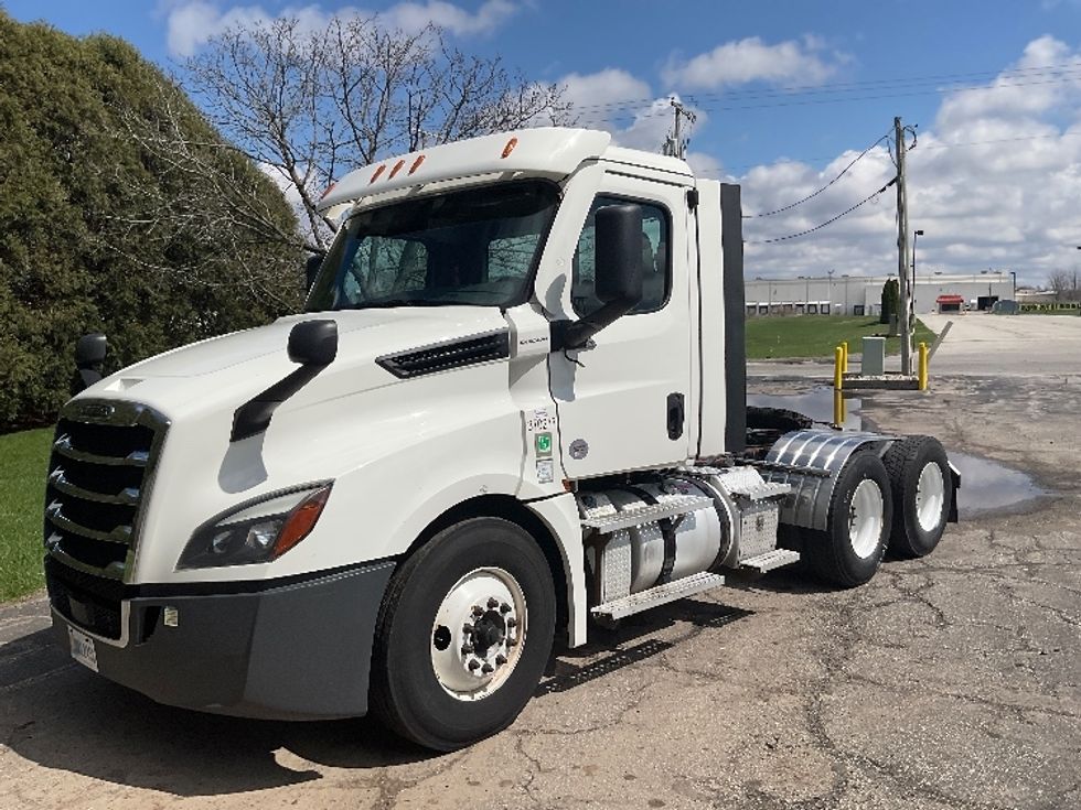 Day Cab Tractor-Heavy Duty Tractors-Freightliner-2021-T12664ST-La Porte-IN-366,068\n\t\tmiles-$ 57,500 - Image 3