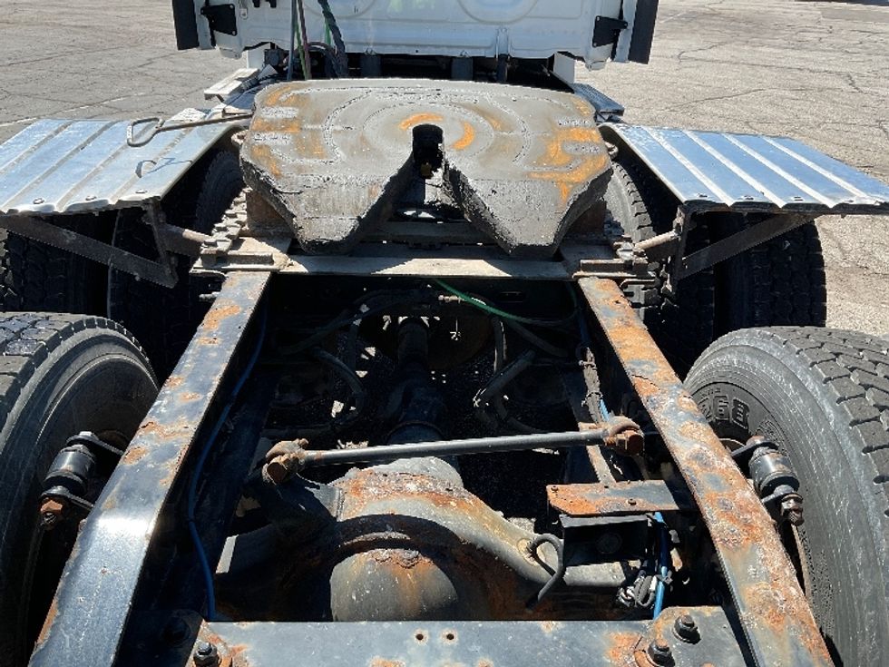 Day Cab Tractor-Heavy Duty Tractors-Freightliner-2021-T12664ST-La Porte-IN-472,779\n\t\tmiles-$ 49,000 - Image 6
