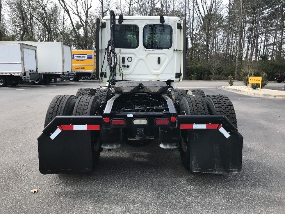 Day Cab Tractor-Heavy Duty Tractors-Freightliner-2021-T12664ST-Ladson-SC-154,346\n\t\tmiles-$ 73,250 - Image 18