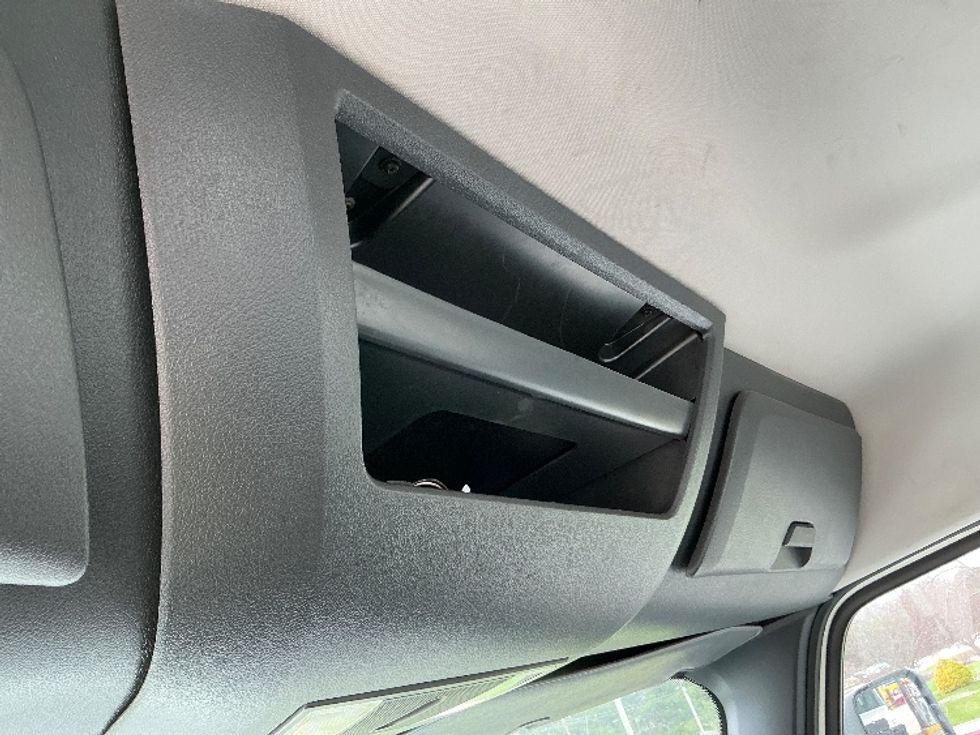 Day Cab Tractor-Heavy Duty Tractors-Freightliner-2021-T12664ST-Lexington-KY-309,378\n\t\tmiles-$ 65,750 - Image 17