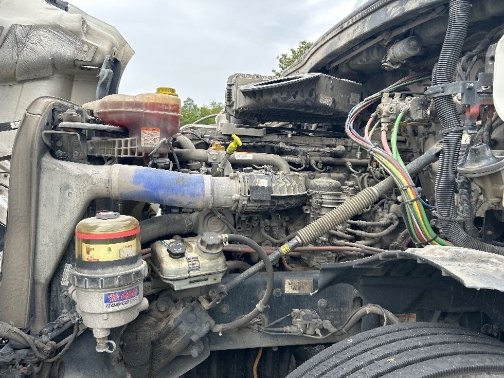 Day Cab Tractor-Heavy Duty Tractors-Freightliner-2021-T12664ST-Lexington-SC-229,632\n\t\tmiles-$ 69,250 - Image 16