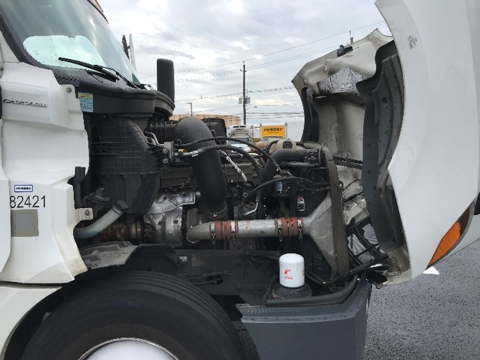 Day Cab Tractor-Heavy Duty Tractors-Freightliner-2021-T12664ST-Linden-NJ-214,694\n\t\tmiles-$ 64,500 - Image 15