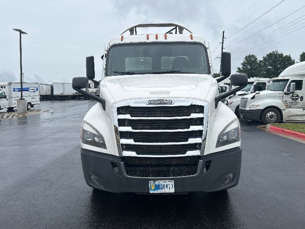 Day Cab Tractor-Heavy Duty Tractors-Freightliner-2021-T12664ST-Lowell-AR-507,577\n\t\tmiles-$ 38,750 - Image 2