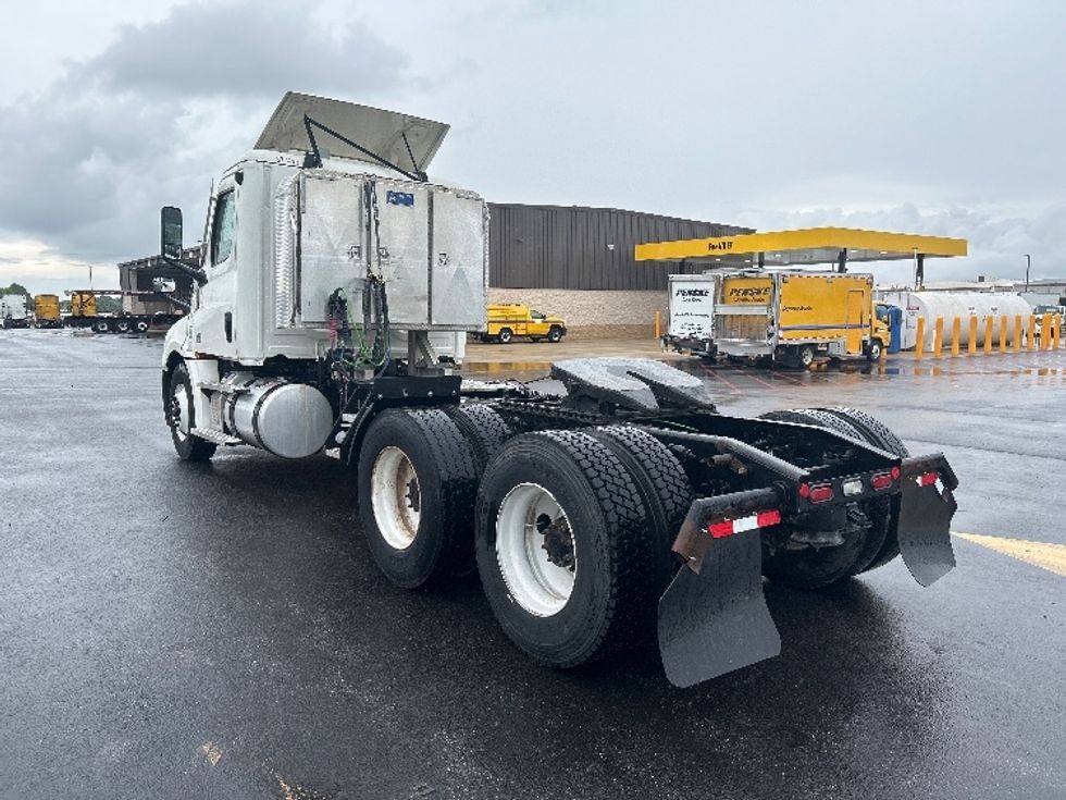 Day Cab Tractor-Heavy Duty Tractors-Freightliner-2021-T12664ST-Lowell-AR-507,577\n\t\tmiles-$ 38,750 - Image 5