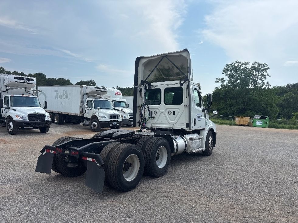 Day Cab Tractor-Heavy Duty Tractors-Freightliner-2021-T12664ST-Loxley-AL-575,488\n\t\tmiles-$ 41,250 - Image 7