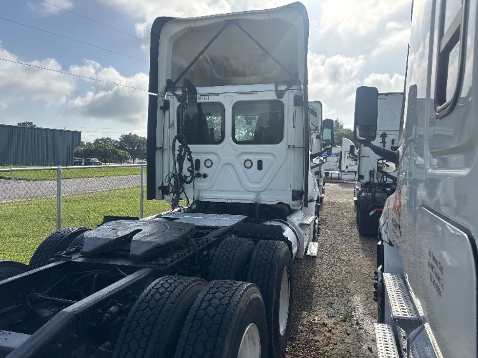Day Cab Tractor-Heavy Duty Tractors-Freightliner-2021-T12664ST-Loxley-AL-631,141\n\t\tmiles-$ 13,250 - Image 7