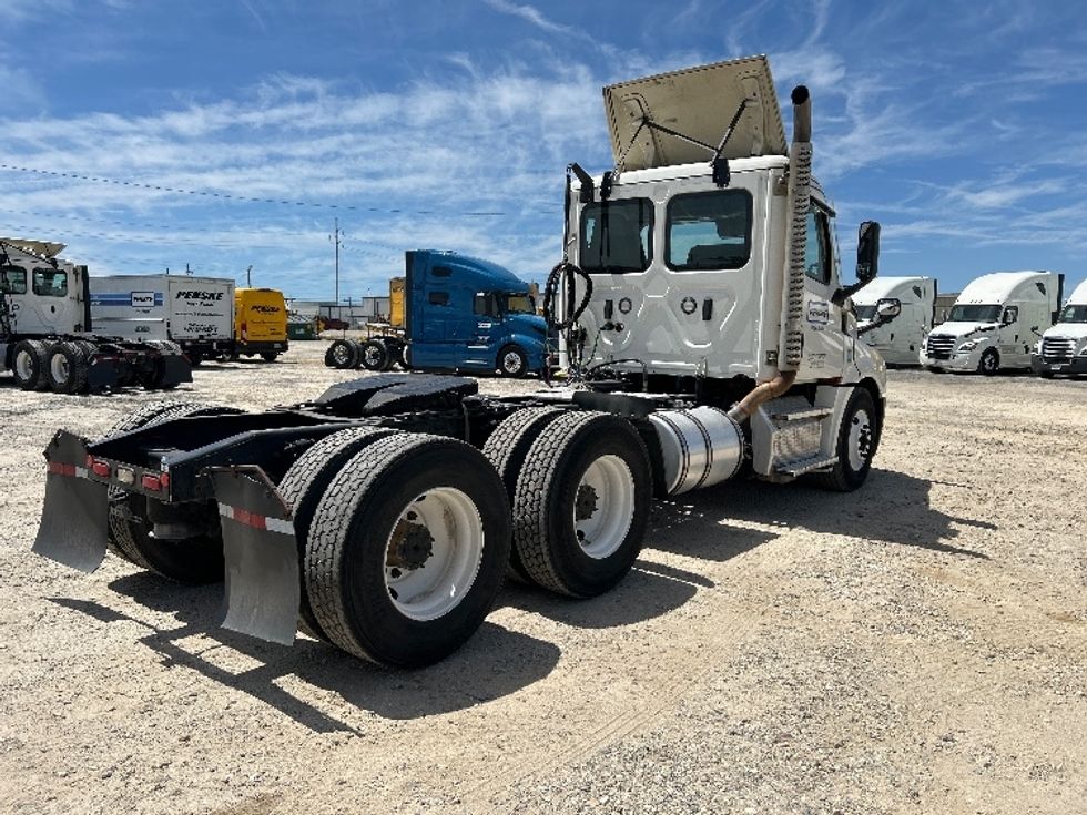 Day Cab Tractor-Heavy Duty Tractors-Freightliner-2021-T12664ST-Mobile-AL-244,317\n\t\tmiles-$ 72,000 - Image 7