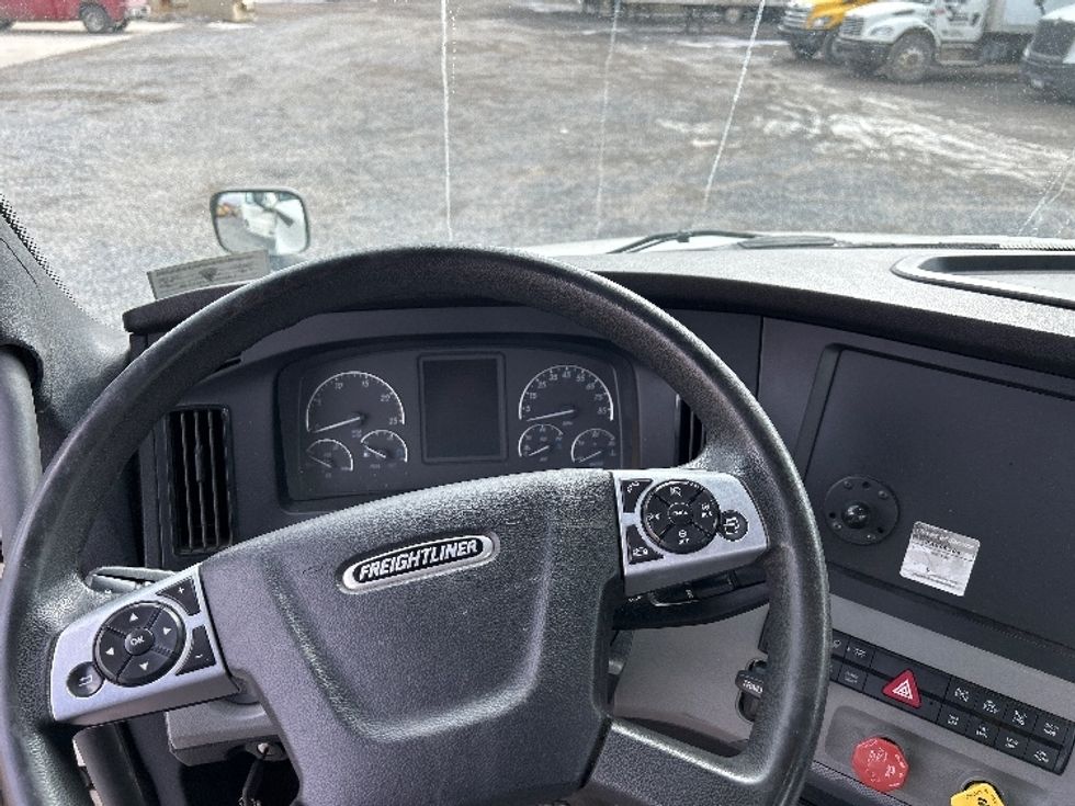 Day Cab Tractor-Heavy Duty Tractors-Freightliner-2021-T12664ST-Morgantown-WV-406,327\n\t\tmiles-$ 51,500 - Image 11
