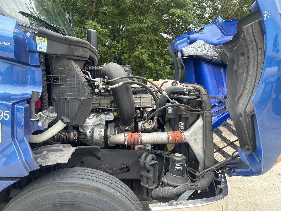 Day Cab Tractor-Heavy Duty Tractors-Freightliner-2021-T12664ST-Ocala-FL-377,312\n\t\tmiles-$ 60,000 - Image 15