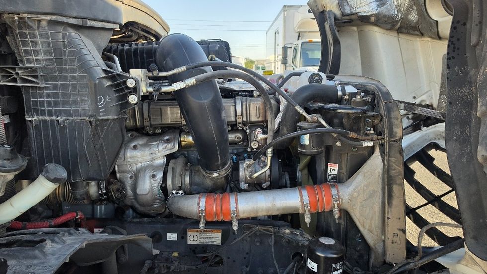 Day Cab Tractor-Heavy Duty Tractors-Freightliner-2021-T12664ST-Ocala-FL-487,239\n\t\tmiles-$ 50,750 - Image 15
