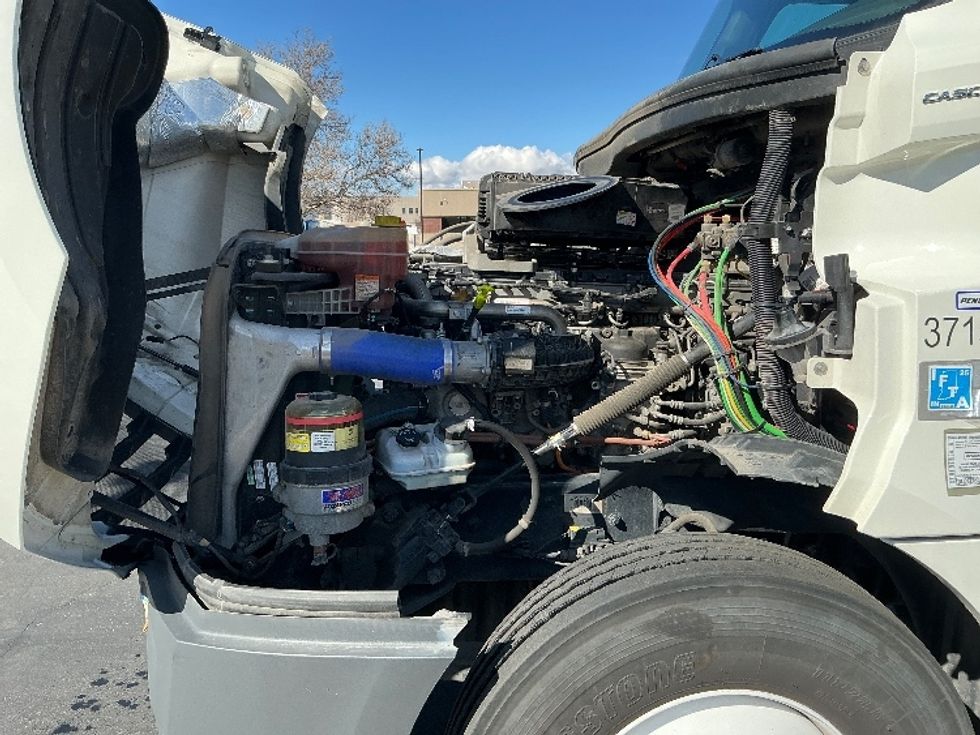 Day Cab Tractor-Heavy Duty Tractors-Freightliner-2021-T12664ST-Ogden-UT-237,377\n\t\tmiles-$ 77,500 - Image 16