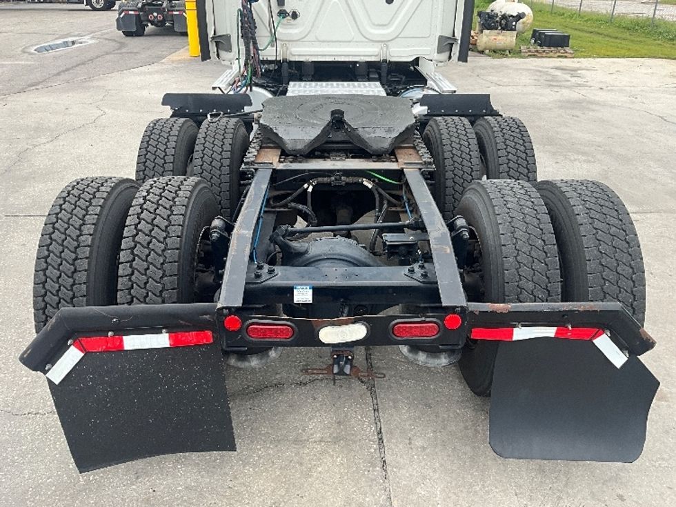 Day Cab Tractor-Heavy Duty Tractors-Freightliner-2021-T12664ST-Orlando-FL-504,223\n\t\tmiles-$ 48,000 - Image 6