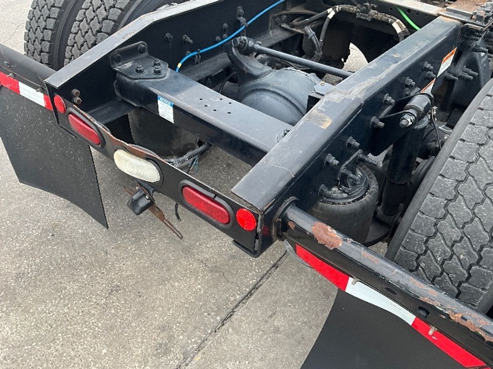 Day Cab Tractor-Heavy Duty Tractors-Freightliner-2021-T12664ST-Orlando-FL-531,350\n\t\tmiles-$ 41,750 - Image 17