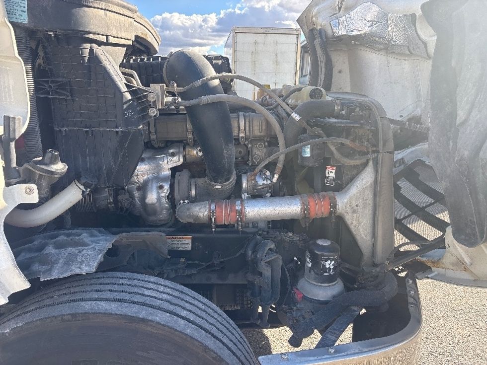 Day Cab Tractor-Heavy Duty Tractors-Freightliner-2021-T12664ST-Ottawa-ON-879,754\n\t\tkm-$ 52,000 - Image 15