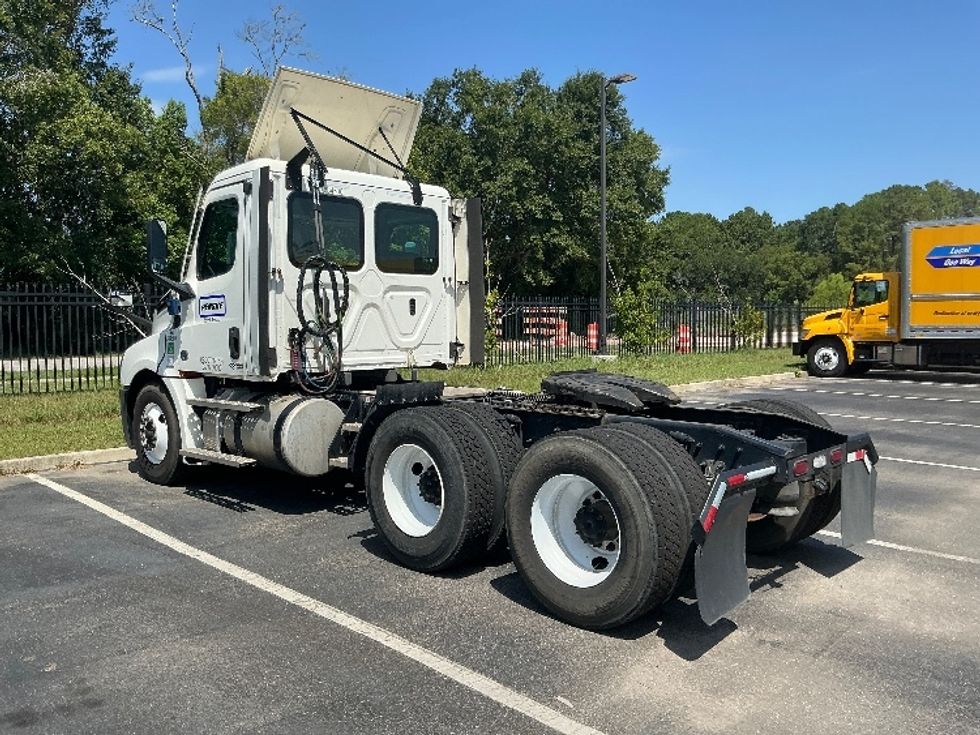 Day Cab Tractor-Heavy Duty Tractors-Freightliner-2021-T12664ST-Pensacola-FL-258,947\n\t\tmiles-$ 66,750 - Image 5