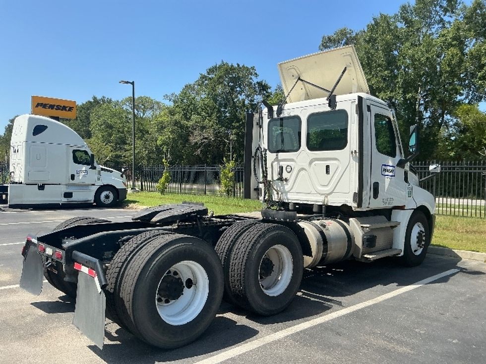 Day Cab Tractor-Heavy Duty Tractors-Freightliner-2021-T12664ST-Pensacola-FL-258,947\n\t\tmiles-$ 66,750 - Image 7