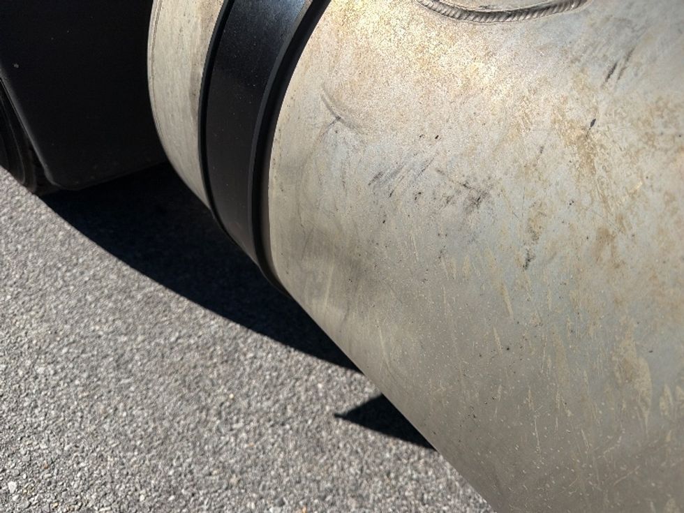 Day Cab Tractor-Heavy Duty Tractors-Freightliner-2021-T12664ST-Pensacola-FL-303,534\n\t\tmiles-$ 64,500 - Image 18