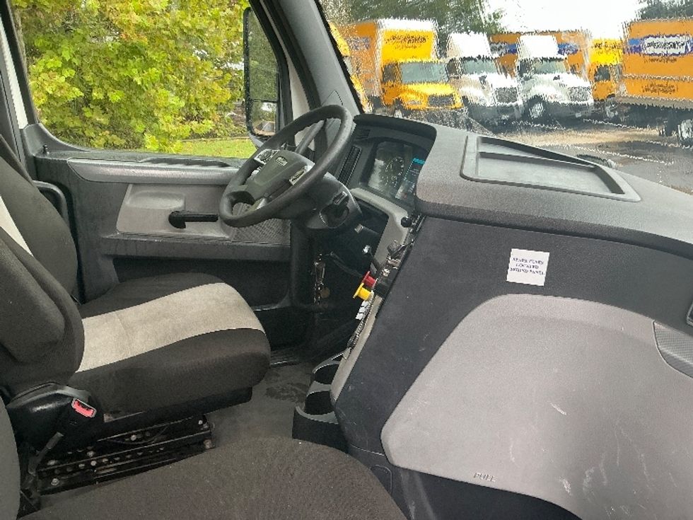 Day Cab Tractor-Heavy Duty Tractors-Freightliner-2021-T12664ST-Pensacola-FL-520,701\n\t\tmiles-$ 47,250 - Image 14