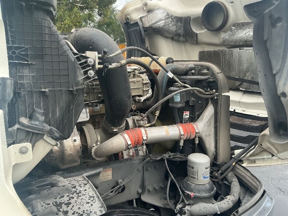 Day Cab Tractor-Heavy Duty Tractors-Freightliner-2021-T12664ST-Pensacola-FL-520,701\n\t\tmiles-$ 47,250 - Image 15