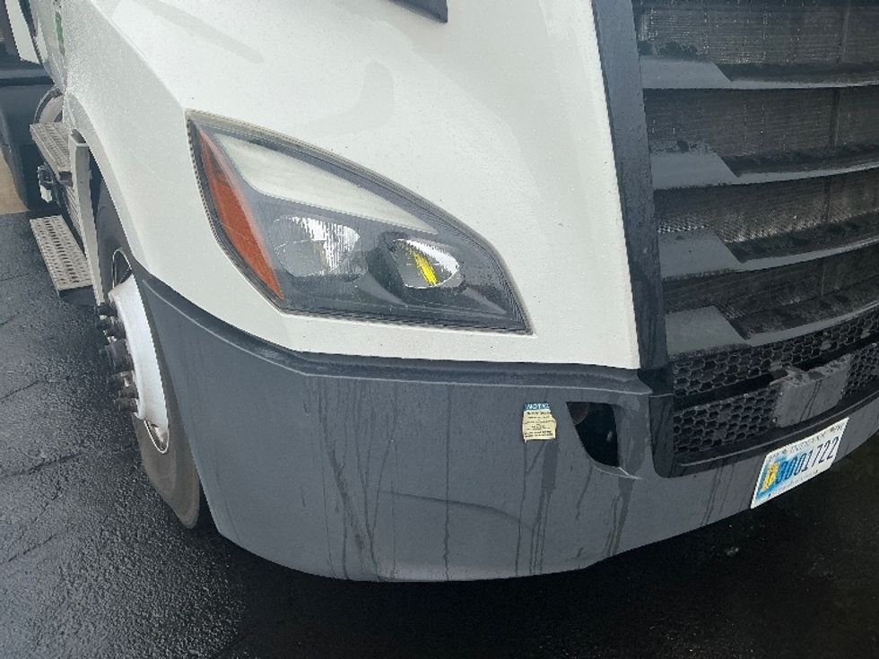 Day Cab Tractor-Heavy Duty Tractors-Freightliner-2021-T12664ST-Pensacola-FL-520,701\n\t\tmiles-$ 47,250 - Image 22