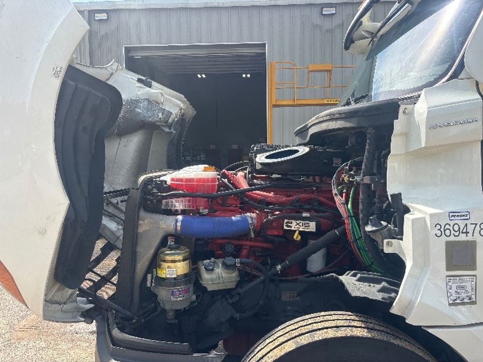 Day Cab Tractor-Heavy Duty Tractors-Freightliner-2021-T12664ST-Pensacola-FL-637,871\n\t\tmiles-$ 38,500 - Image 16