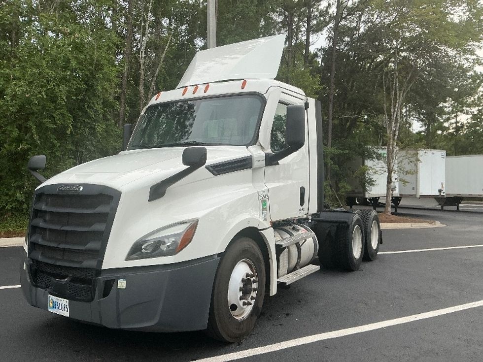 Day Cab Tractor-Heavy Duty Tractors-Freightliner-2021-T12664ST-Pensacola-FL-649,924\n\t\tmiles-$ 32,750 - Image 3