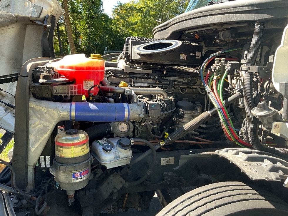 Day Cab Tractor-Heavy Duty Tractors-Freightliner-2021-T12664ST-Reading-PA-358,582\n\t\tmiles-$ 58,500 - Image 16