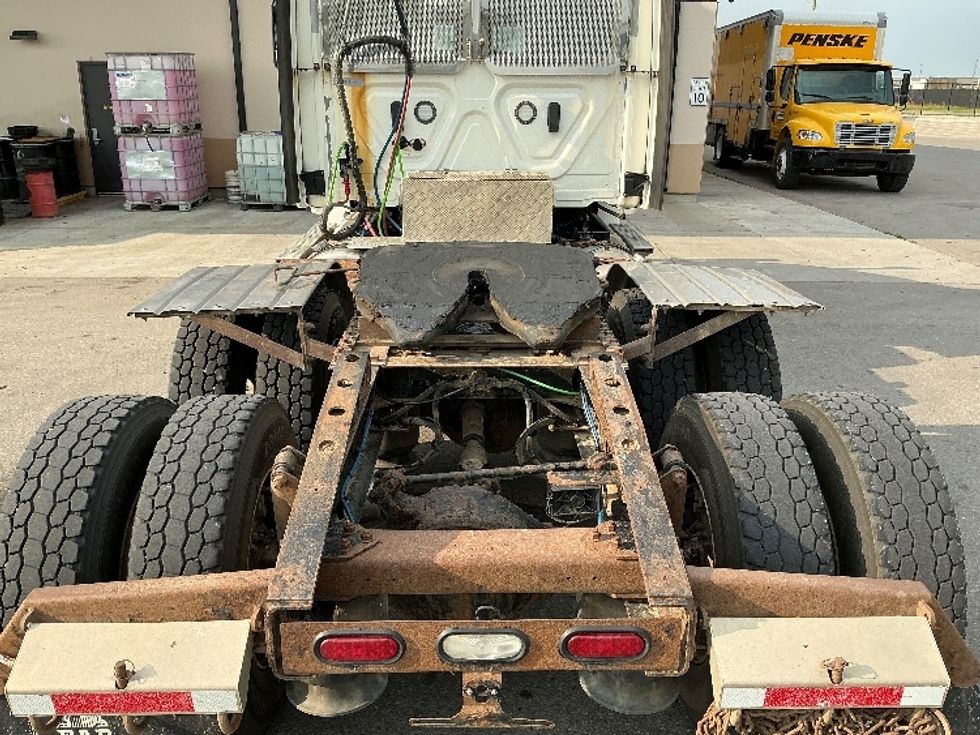 Day Cab Tractor-Heavy Duty Tractors-Freightliner-2021-T12664ST-Rocky View County-AB-687,579\n\t\tkm-$ 71,500 - Image 6