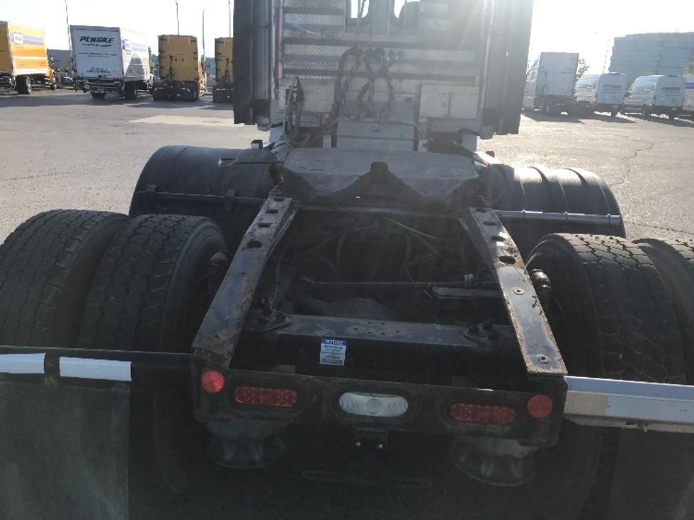 Day Cab Tractor-Heavy Duty Tractors-Freightliner-2021-T12664ST-Saint Laurent-PQ-245,461\n\t\tkm-$ 88,750 - Image 6