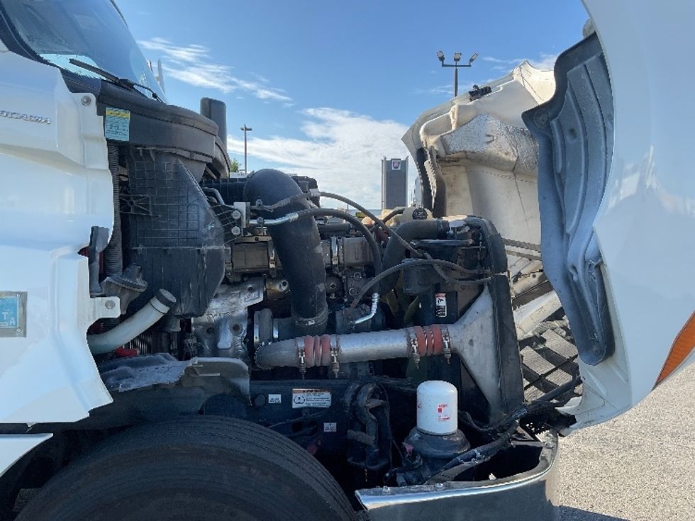 Day Cab Tractor-Heavy Duty Tractors-Freightliner-2021-T12664ST-Saint Laurent-PQ-346,608\n\t\tkm-$ 92,500 - Image 15