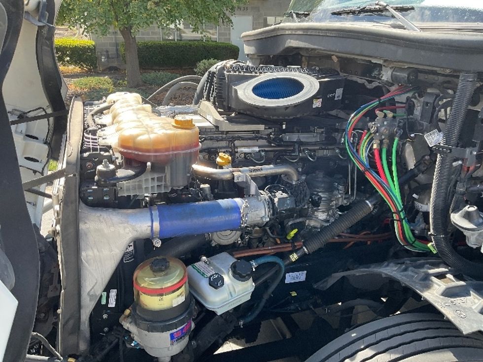 Day Cab Tractor-Heavy Duty Tractors-Freightliner-2021-T12664ST-Salt Lake City-UT-244,189\n\t\tmiles-$ 73,750 - Image 16