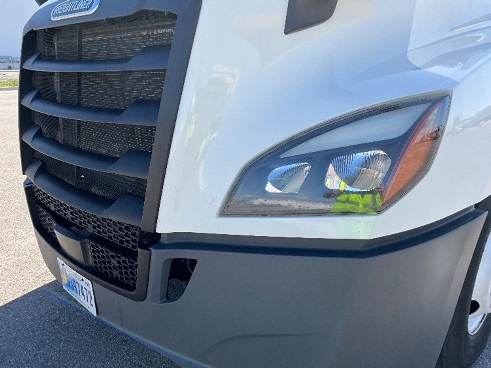 Day Cab Tractor-Heavy Duty Tractors-Freightliner-2021-T12664ST-Salt Lake City-UT-341,011\n\t\tmiles-$ 69,500 - Image 20