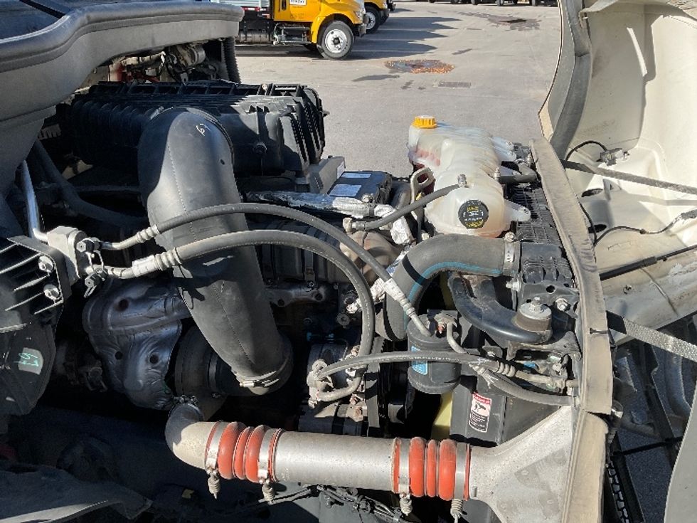 Day Cab Tractor-Heavy Duty Tractors-Freightliner-2021-T12664ST-Salt Lake City-UT-437,980\n\t\tmiles-$ 58,250 - Image 15