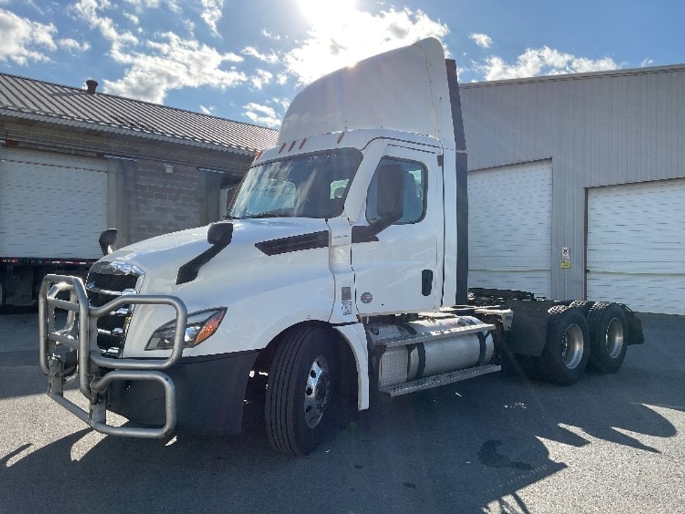 Day Cab Tractor-Heavy Duty Tractors-Freightliner-2021-T12664ST-Salt Lake City-UT-437,980\n\t\tmiles-$ 58,250 - Image 3