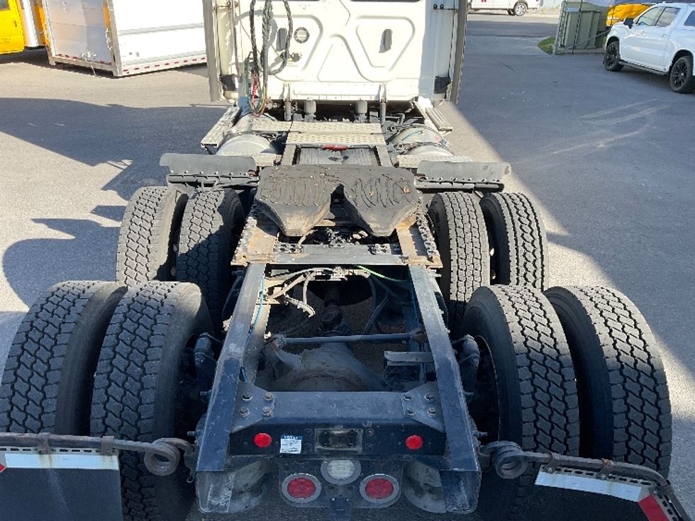 Day Cab Tractor-Heavy Duty Tractors-Freightliner-2021-T12664ST-Salt Lake City-UT-437,980\n\t\tmiles-$ 58,250 - Image 6