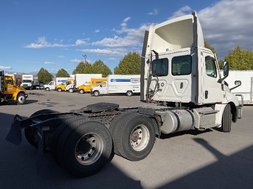 Day Cab Tractor-Heavy Duty Tractors-Freightliner-2021-T12664ST-Salt Lake City-UT-437,980\n\t\tmiles-$ 58,250 - Image 7