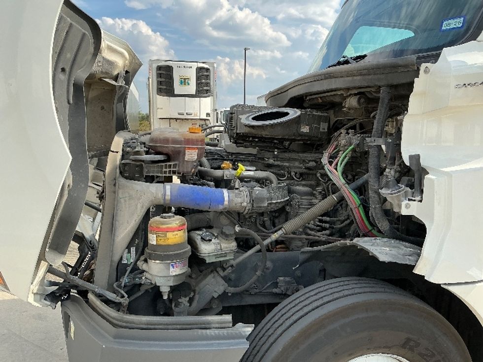 Day Cab Tractor-Heavy Duty Tractors-Freightliner-2021-T12664ST-Selma-TX-583,729\n\t\tmiles-$ 40,750 - Image 16