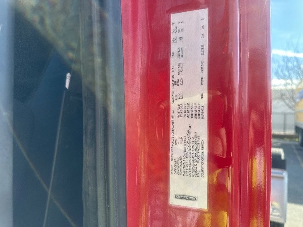 Day Cab Tractor-Heavy Duty Tractors-Freightliner-2021-T12664ST-Sparks-NV-134,089\n\t\tmiles-$ 77,000 - Image 17