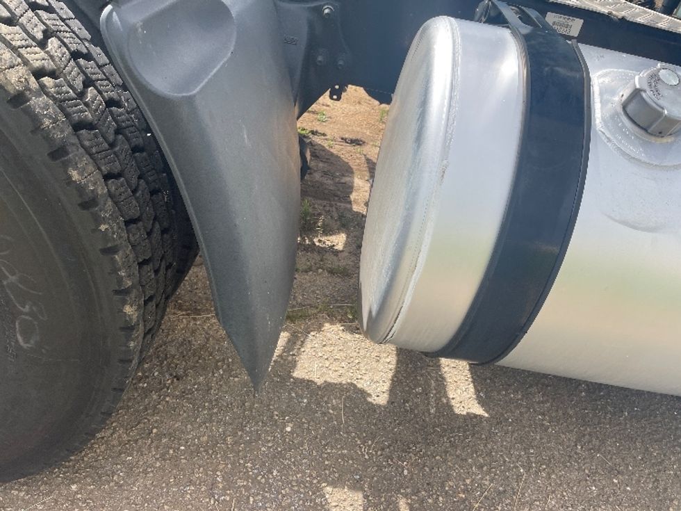 Day Cab Tractor-Heavy Duty Tractors-Freightliner-2021-T12664ST-Spartanburg-SC-247,027\n\t\tmiles-$ 71,250 - Image 22