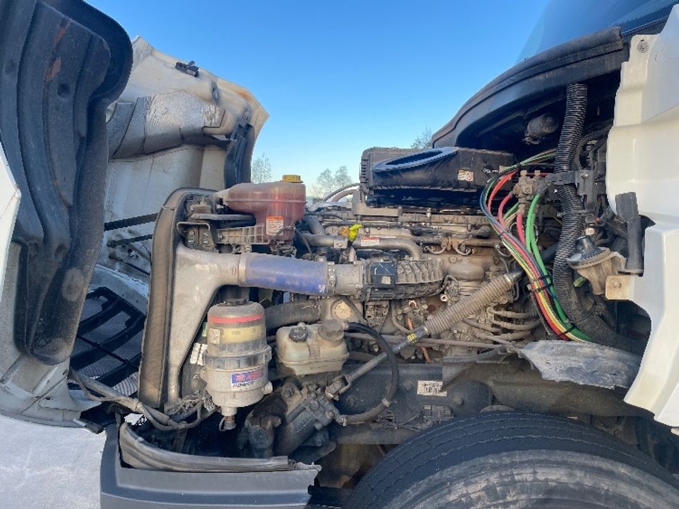 Day Cab Tractor-Heavy Duty Tractors-Freightliner-2021-T12664ST-Statesville-NC-303,065\n\t\tmiles-$ 63,000 - Image 16