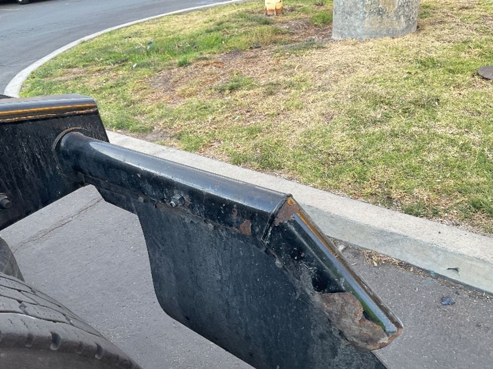 Day Cab Tractor-Heavy Duty Tractors-Freightliner-2021-T12664ST-Torrance-CA-208,137\n\t\tmiles-$ 83,250 - Image 20