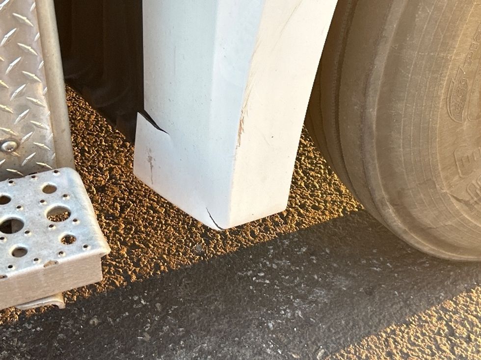 Day Cab Tractor-Heavy Duty Tractors-Freightliner-2021-T12664ST-White Deer-PA-93,306\n\t\tmiles-$ 66,750 - Image 18