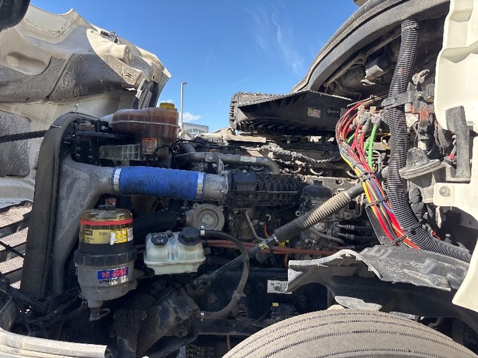 Day Cab Tractor-Heavy Duty Tractors-Freightliner-2021-T12684ST-Salt Lake City-UT-375,647\n\t\tmiles-$ 86,250 - Image 16