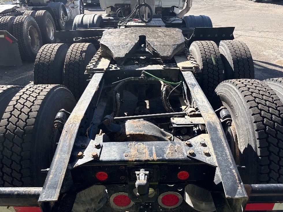 Day Cab Tractor-Heavy Duty Tractors-Freightliner-2021-T12684ST-Salt Lake City-UT-375,647\n\t\tmiles-$ 86,250 - Image 6
