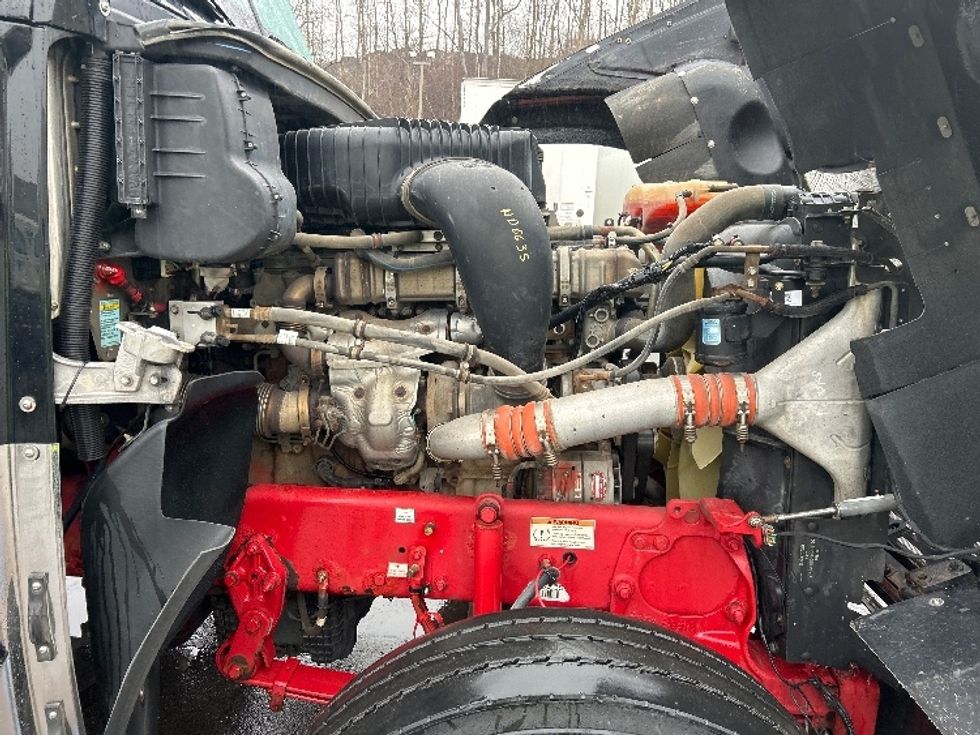 Day Cab Tractor-Heavy Duty Tractors-Freightliner-2022-D12264SD-Binghamton-NY-260,330\n\t\tmiles-$ 77,250 - Image 15