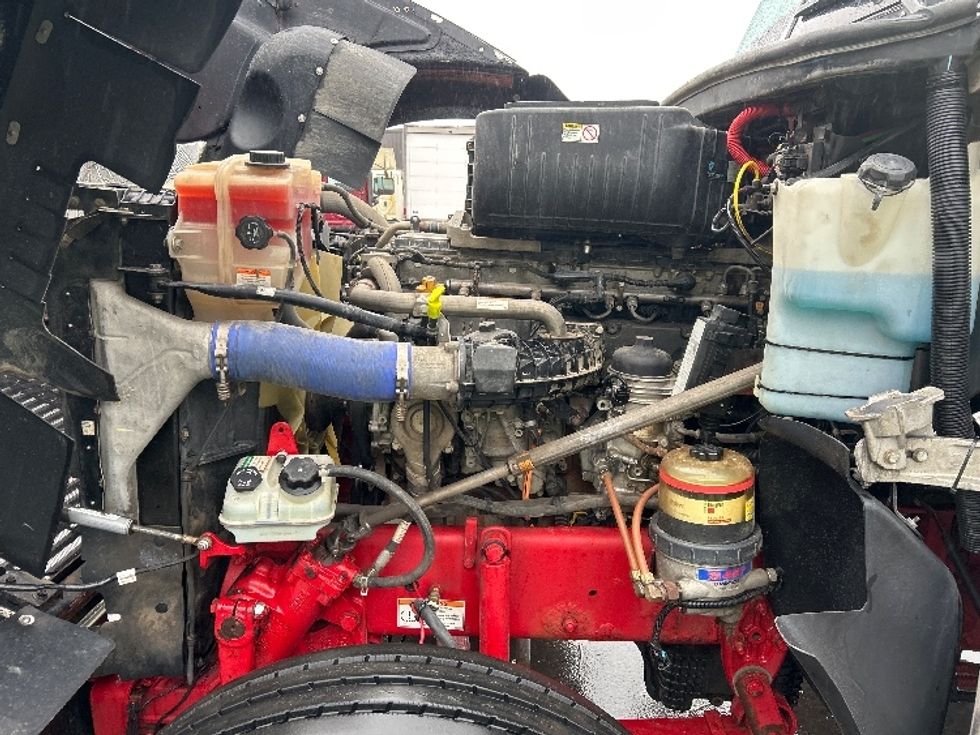 Day Cab Tractor-Heavy Duty Tractors-Freightliner-2022-D12264SD-Binghamton-NY-260,330\n\t\tmiles-$ 77,250 - Image 16