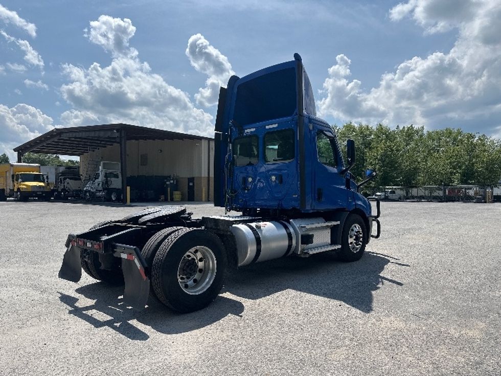 Day Cab Tractor-Heavy Duty Tractors-Freightliner-2022-T11642ST-Atlanta-GA-254,240\n\t\tmiles-$ 69,750 - Image 7