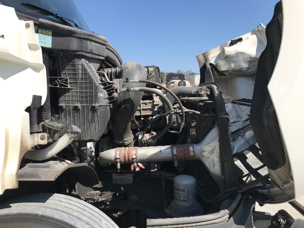 Day Cab Tractor-Heavy Duty Tractors-Freightliner-2022-T11642ST-Newnan-GA-256,703\n\t\tmiles-$ 70,750 - Image 15